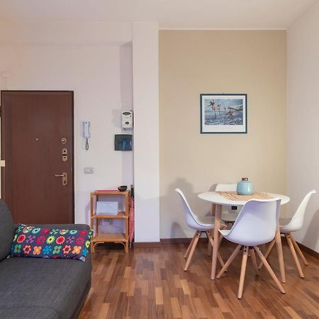 New Apartment Lomellina 34 Милан Экстерьер фото